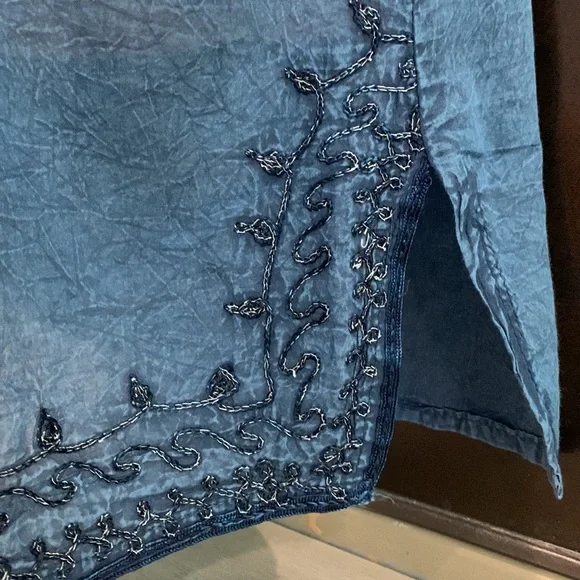 Luna Moon Blue Summer Top! - Picture 7 of 8